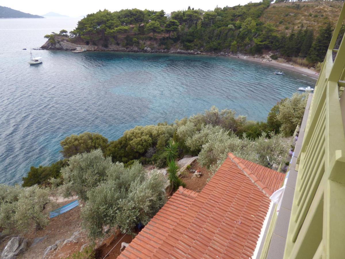 Odyssia Near The Seaside Daire Agios Petros  Dış mekan fotoğraf